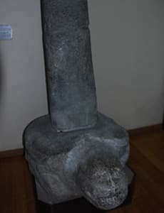 Тариатын бичээс